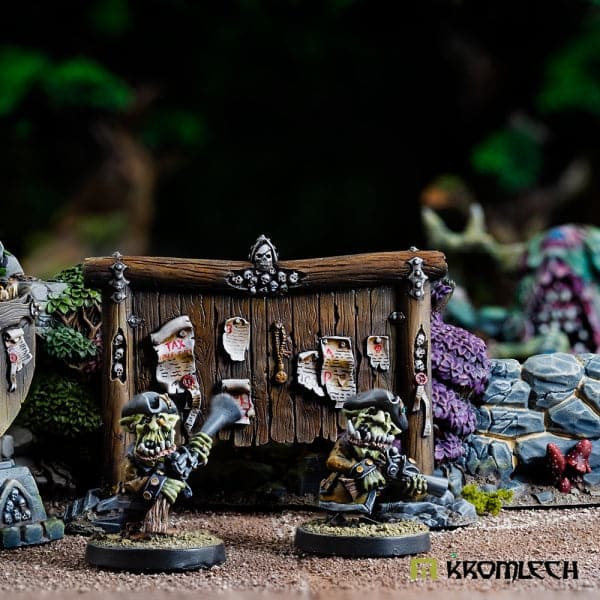 KROMLECH Dark Forest Contracts & Bounties Board