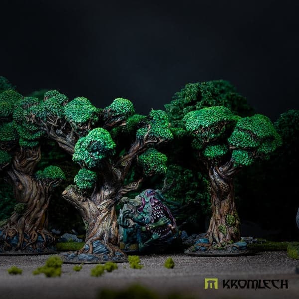 KROMLECH Dark Forest Tree 2