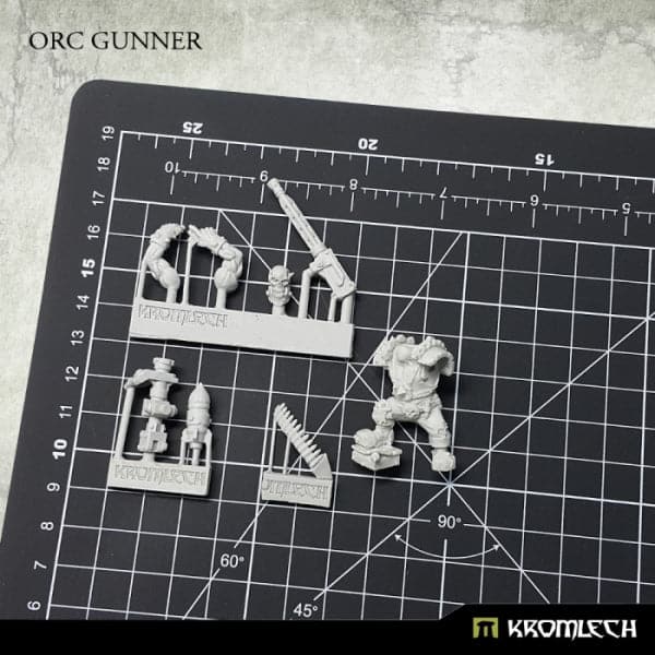 KROMLECH Orc Gunner (1)