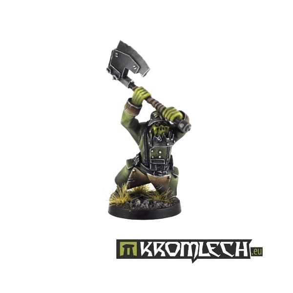 KROMLECH Orc with Two-Handed Axe (1)