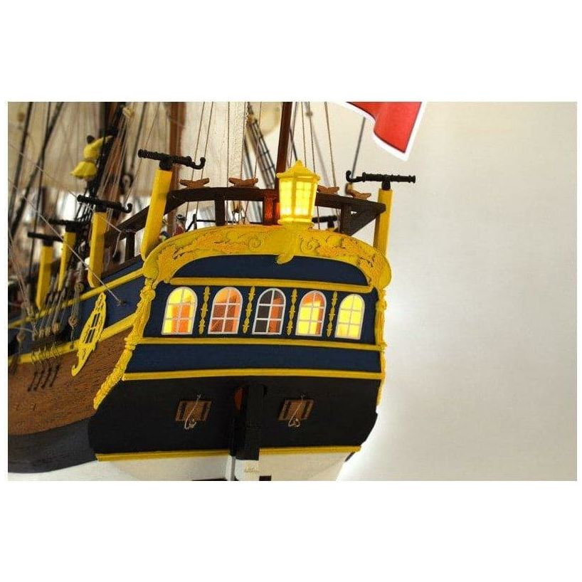 ARTESANIA LATINA 1/65 HMS Endeavour Wooden Model